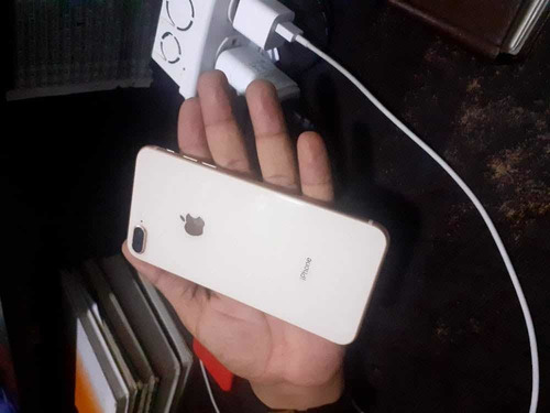 Celular iPhone 8 Plus Oro Rosa De 64gb