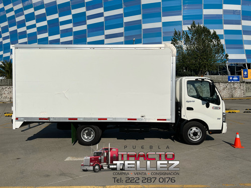 Hino 716 Híbrido Versión Larga 2016 Caja Seca Conservadora