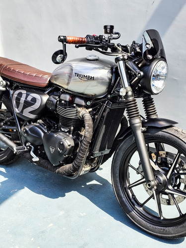 Triumph Street Twin