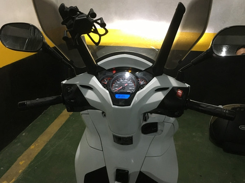 Imagem 3 de 25 de Honda Sh300i 2016 Branco Perolado Em Excelente Estado