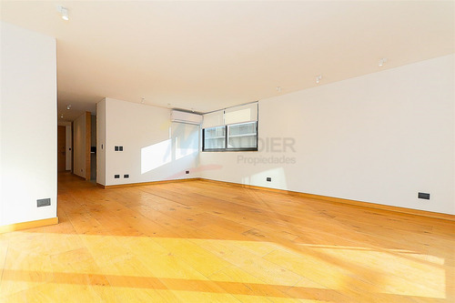 Departamento En Arriendo De 2 Dorm. En Las Condes