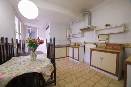 De Clásica Belleza Y Con Parquet