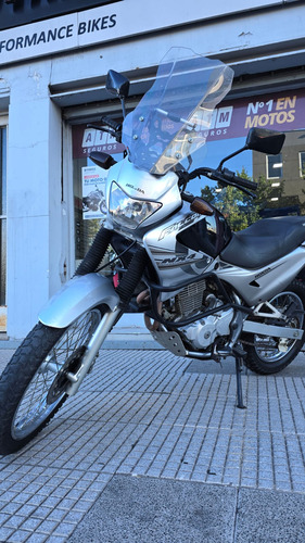 Honda Nx4 Falcon 400 2013 Performance Bikes