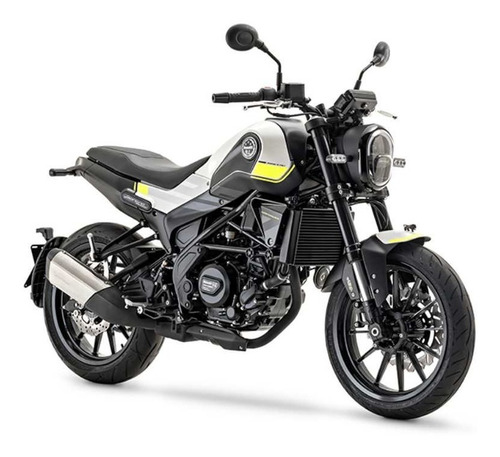 Imagen 16 de 19 de Benelli Leoncino 250