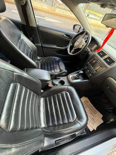 Volkswagen Vento 2.0 Sportline Tsi 200cv Bi-xenon Dsg