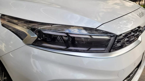 Kia Cerato 2.0 sx plus at6