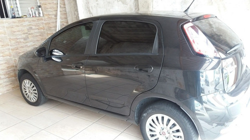 Fiat Punto 2013 1.4 Attractive Flex 5p