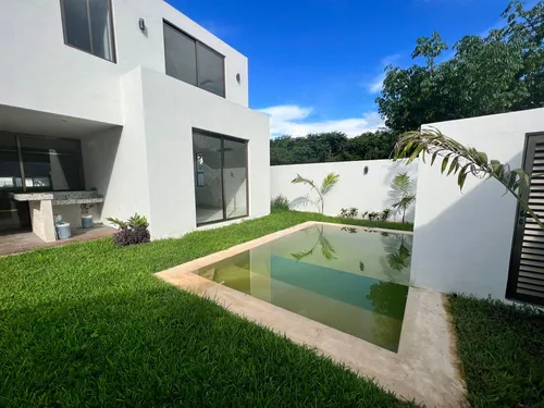 Casa En Venta En Mérida, Privada Parque Natura, Junio 2023.