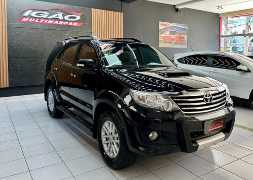 Toyota Hilux SW4 SRV D4-D 4x4 3.0 TDI Dies. Aut