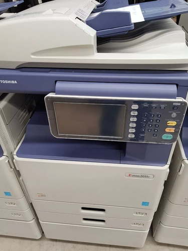 Multifuncional Toshiba 3050c Color Tabloide A3 (Reacondicionado)
