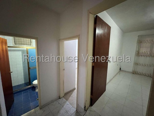 Casa En Venta Piñonal Maracay 25-17208 Apd