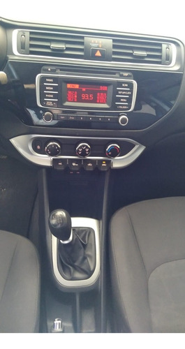Imagen 12 de 15 de Kia Rio 2017