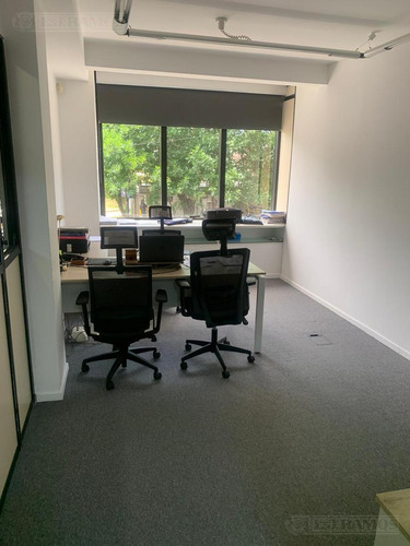 Alquiler De Oficina De 200 M2 En San Isidro
