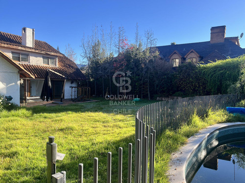 Casa Cercana A Colegios En Lo Barnechea