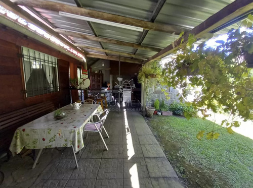 Casa En Altos De Pinares - Muy Lindo Entorno.