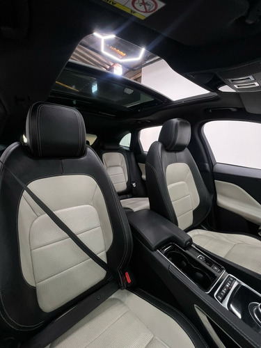 Jaguar F-PACE 3.0 R-sport At