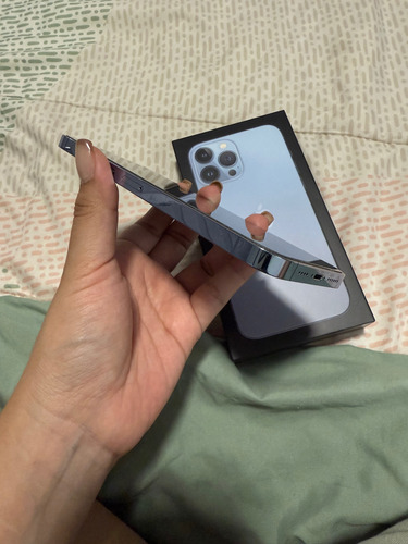 Apple iPhone 13 Pro Max (128 Gb) - Azul Sierra (Usado)