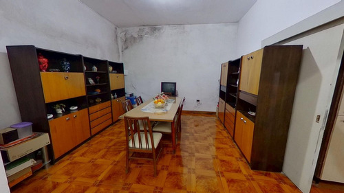 Venta Casa 4 Amb + Local + Garage En Lanus