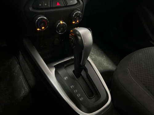 Chevrolet Onix 1.4 MPFI LT 8V FLEX 4P AUTOMÁTICO