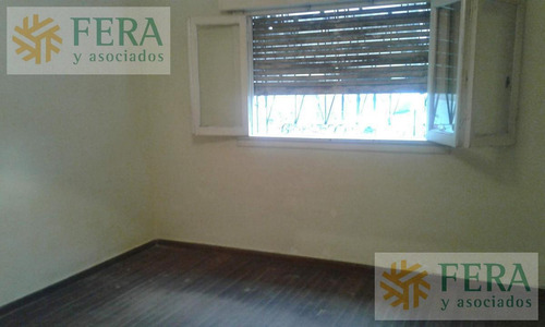 Imagen 4 de 6 de Venta De Casa Para 2 Familias De 3 Ambientes En Wilde Con Cochera (24671)