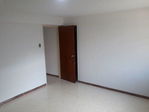 Imagen 8 de 14 de Casa En Venta, Los Chorros
