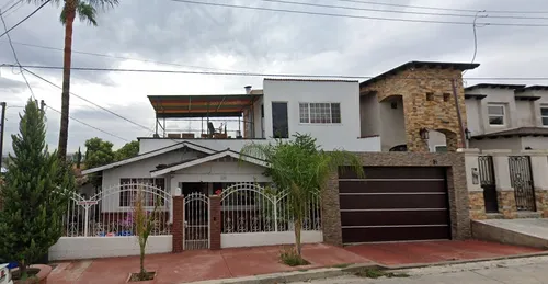 Casa En Remate Bancario En C. Sto. Tomás, El Refugio, Tecate, B.c. (60% Descuento, Excelente Plusvalía) ¡gran Oportunidad De Inversión! - Sk12