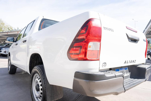Toyota Hilux 2.4 Dc 4x2 Tdi Dx L21 2023