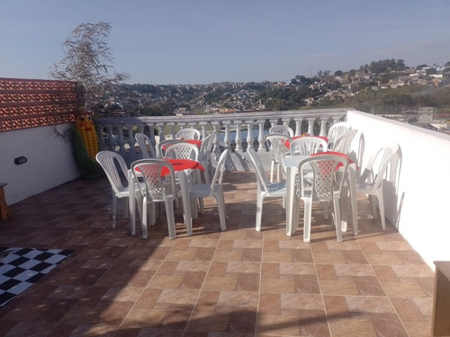 Vende-se Casa Com Rendimentos Em Francisco Morato Centro
