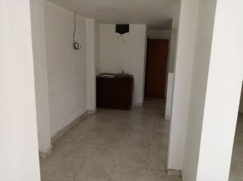 Local En Arriendo Sabaneta Sector Callejon Del Banco