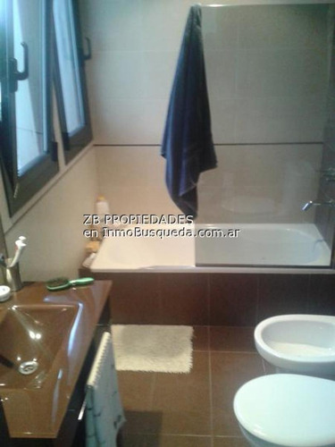 467 E/ 142 Y 143: Casa En Country Grand Bell