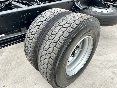 Imagem 7 de 9 de Mercedes Mb Atego 1726 Caminhao Toco 4x2 = 1719 2426 1725