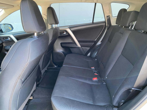 Imagen 13 de 15 de Toyota Rav4 2.5 Xle L4 Awd At 2015