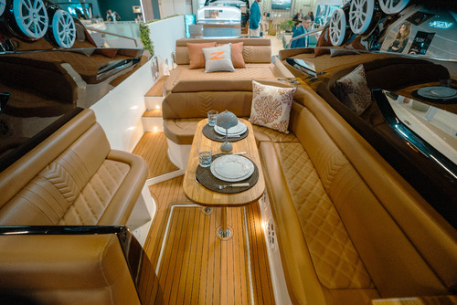 Lancha Azov Z380c Cabinada - 2025 0km - Direto Da Fábrica