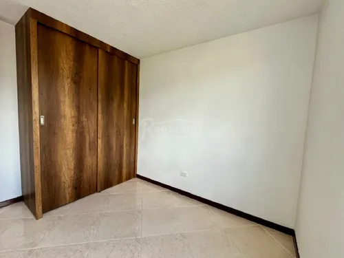 Apartamento En Arriendo En Camino Verde. Cod A776100
