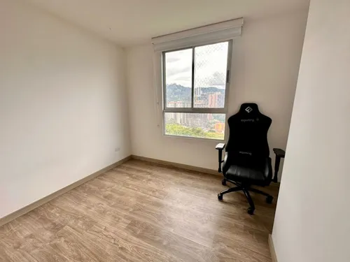 Apartamento En Venta En Las Lomitas. Cod V18972