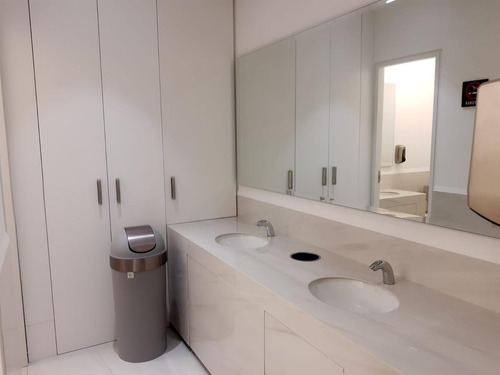 Modernas Oficinas En Torre Uno-vía Montejo, Venta, 164m2, Tecnología