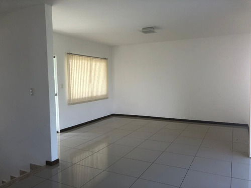 Imagem 4 de 26 de Casa - Js395a12 - 33365221