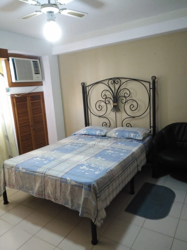 Imagen 9 de 11 de Apartamento Amoblado Con Piscina En Alquiler Maracaibo Cerca De Hospital Y Universidad Uru