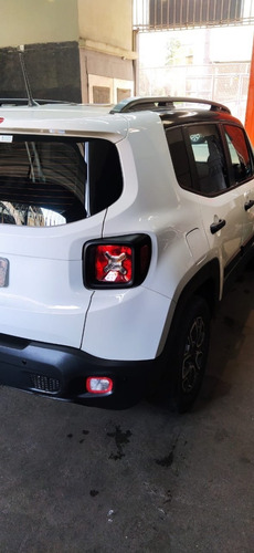 Imagem 7 de 9 de Jeep Renegade