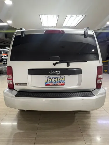 Jeep Cherokee Sport 2012 /la