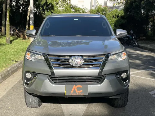 Toyota Fortuner 2.7l