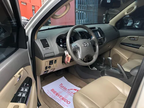 Toyota Fortuner 3.0 Sr5
