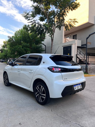 Peugeot 208 1.6 Road Trip Tiptronic