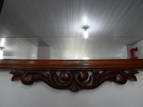 Aparador - Console Com Espelho Antigo (Usado)