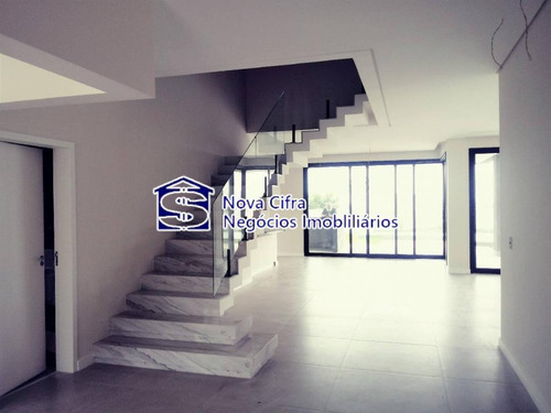 Sobrado Novo 04 Suítes Em Condomínio De Alto Padrão - Urbanova - C4077