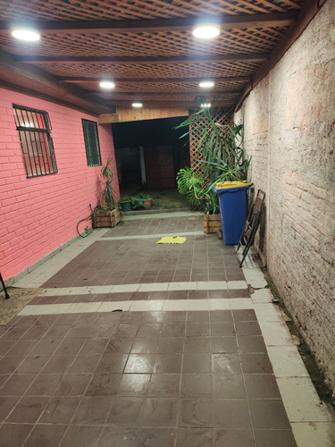 Amplia Casa 3hab 2 Ba Avenida La Florida