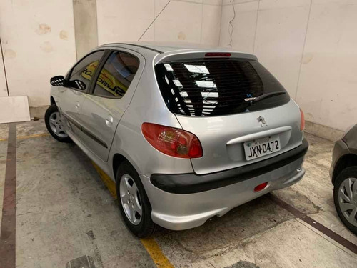 Peugeot 206 2008 1.4 Presence Flex 5p