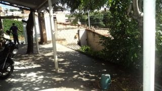 Imagem 5 de 7 de Casa 3 Quartos Varanda Quintal E Vagas Bairro : Jardim Comerciários - 852