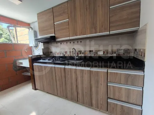 Apartamento En Arriendo Belen Las Playas 472-7065