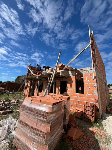 Venta Dúplex En Mar Del Tuyu, Venta En Pozo, Excelente Ubicación , Calle 88 Nro. 540, La Costa